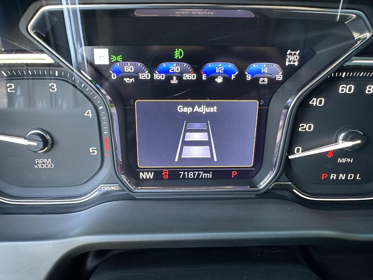 GMC Sierra 2500HD 4WD Crew Cab 159" Denali 2023