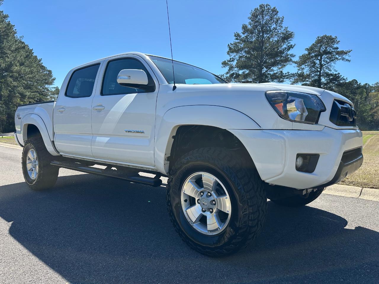 Toyota Tacoma 2WD Double Cab V6 AT PreRunner (Natl) 2012