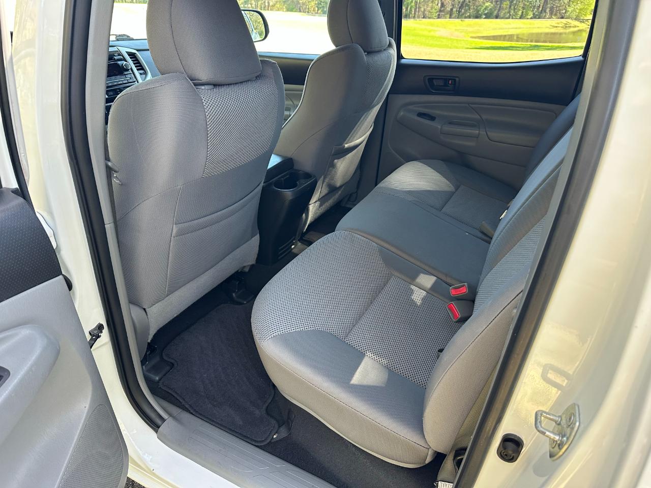 Toyota Tacoma 2WD Double Cab V6 AT PreRunner (Natl) 2012