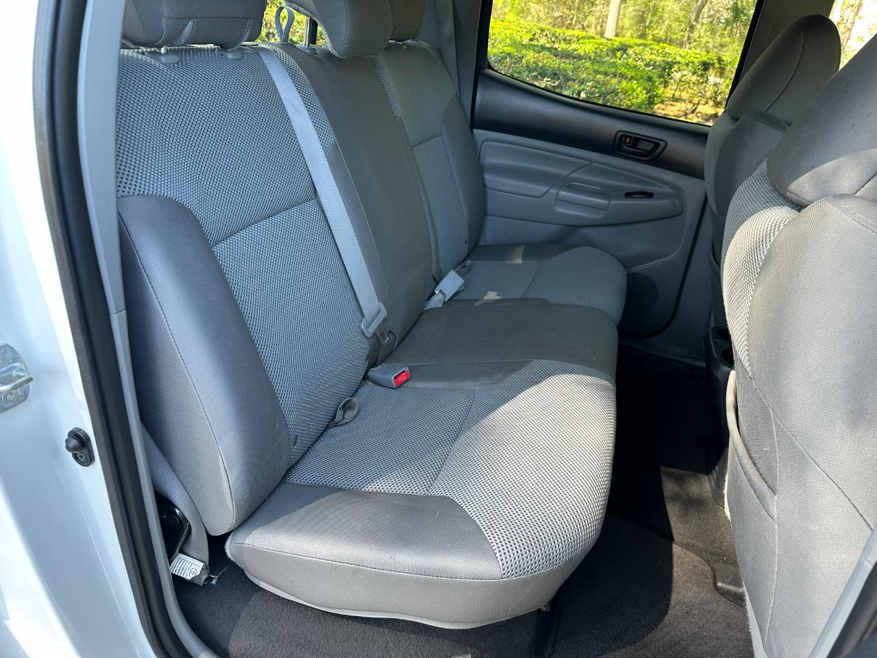 Toyota Tacoma 2WD Double Cab V6 AT PreRunner (Natl) 2012