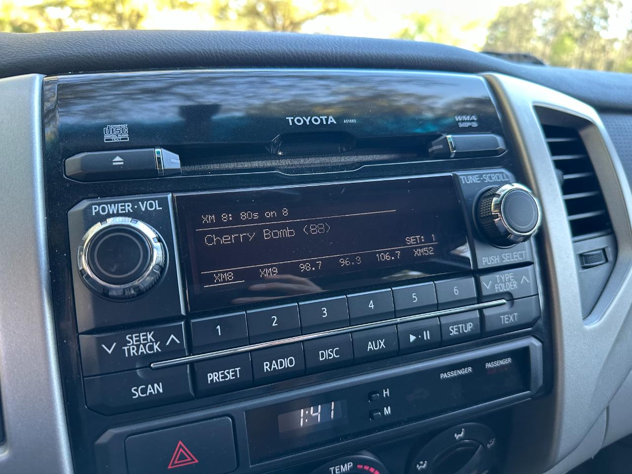 Toyota Tacoma 2WD Double Cab V6 AT PreRunner (Natl) 2012