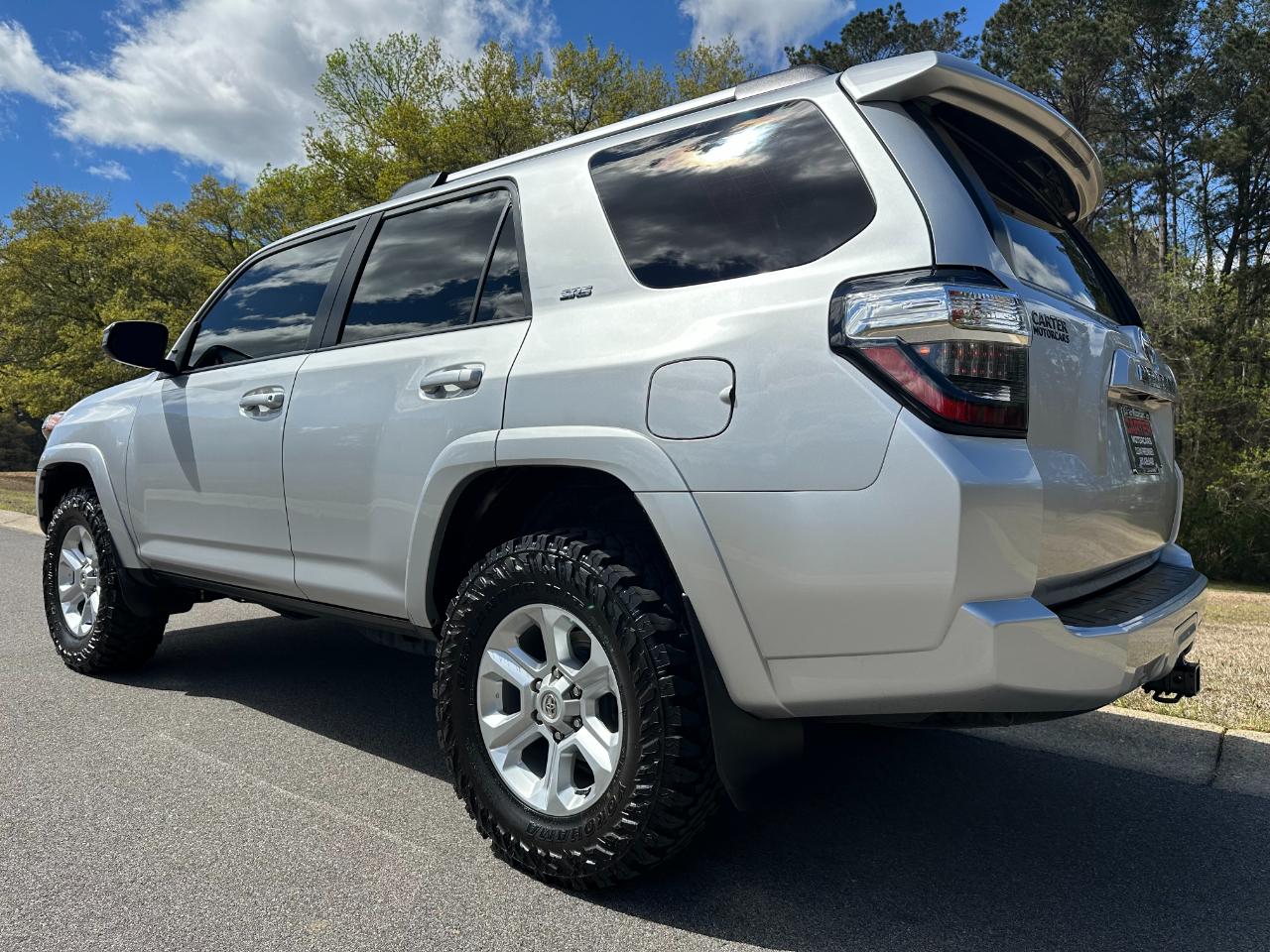 Toyota 4Runner SR5 4WD (Natl) 2019