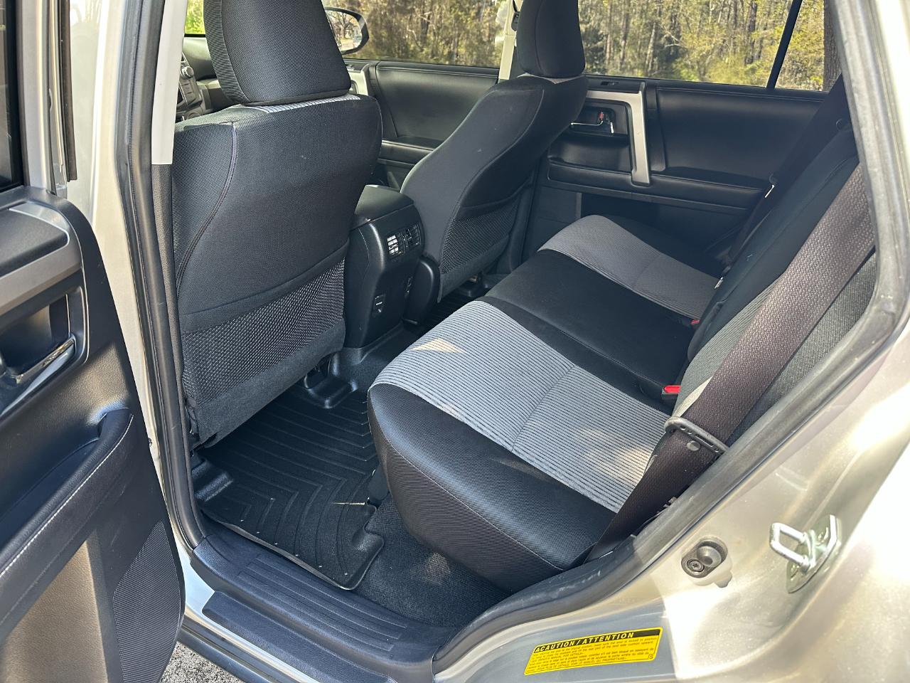 Toyota 4Runner SR5 4WD (Natl) 2019