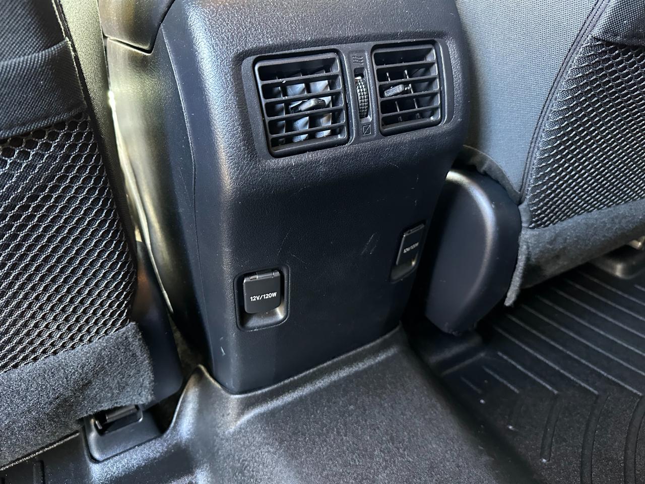 Toyota 4Runner SR5 4WD (Natl) 2019