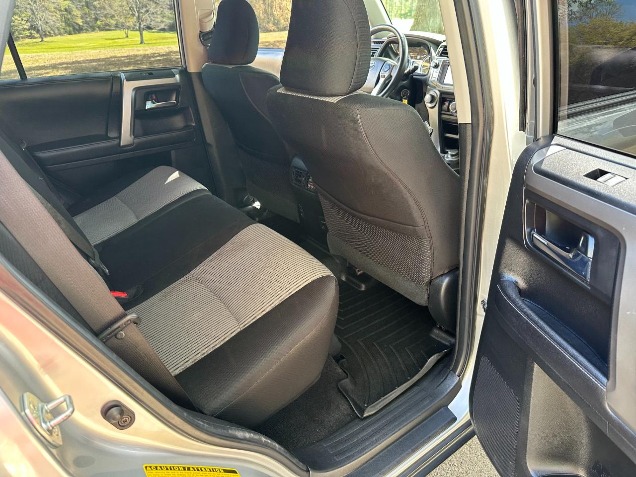 Toyota 4Runner SR5 4WD (Natl) 2019