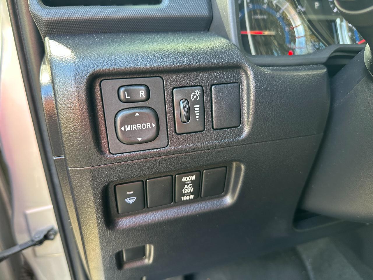 Toyota 4Runner SR5 4WD (Natl) 2019