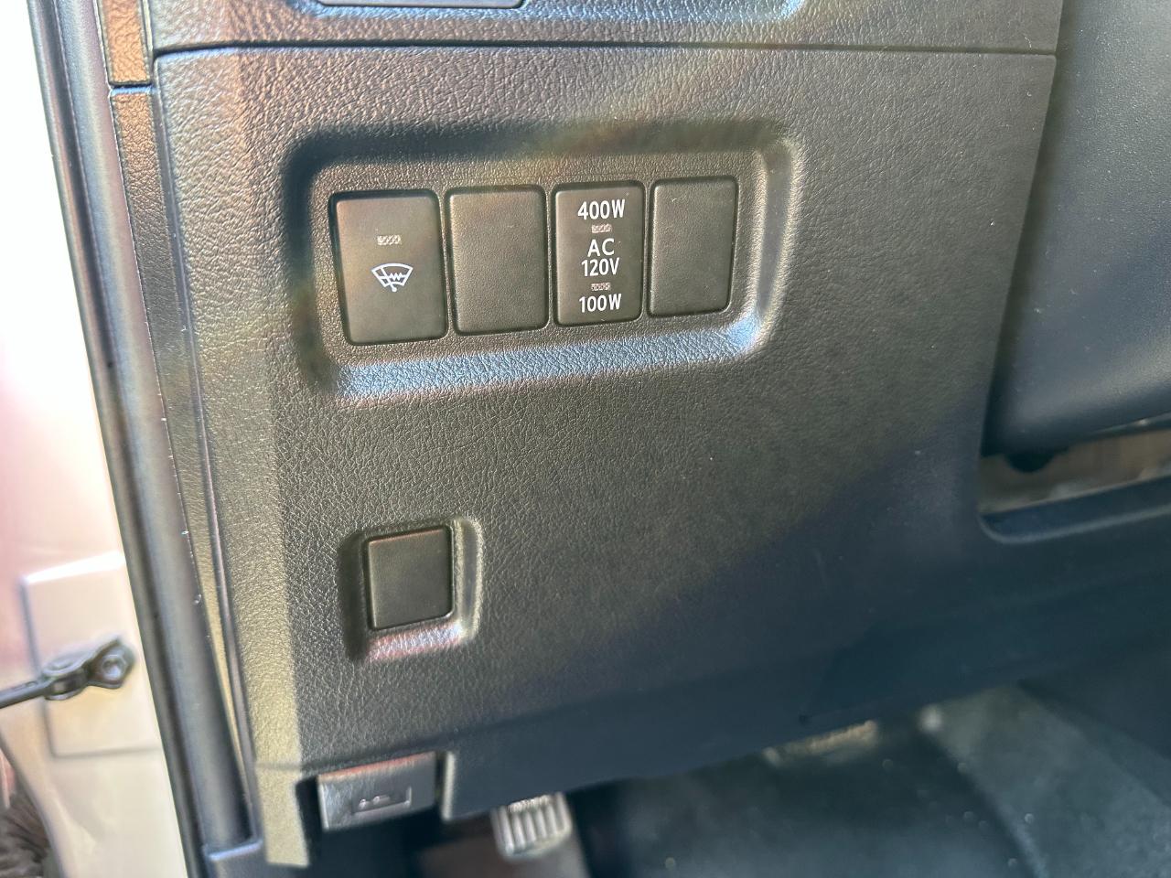 Toyota 4Runner SR5 4WD (Natl) 2019