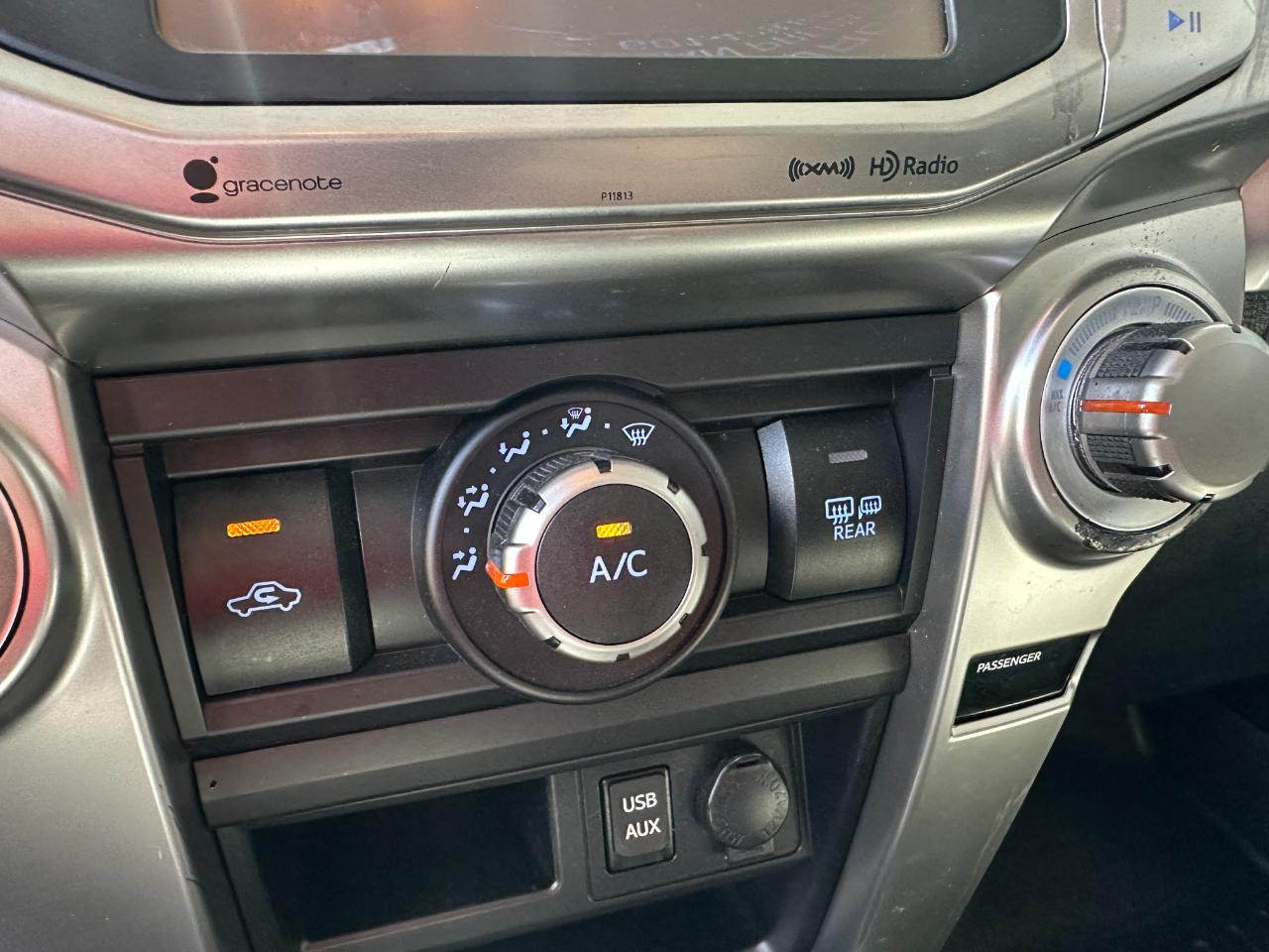 Toyota 4Runner SR5 4WD (Natl) 2019