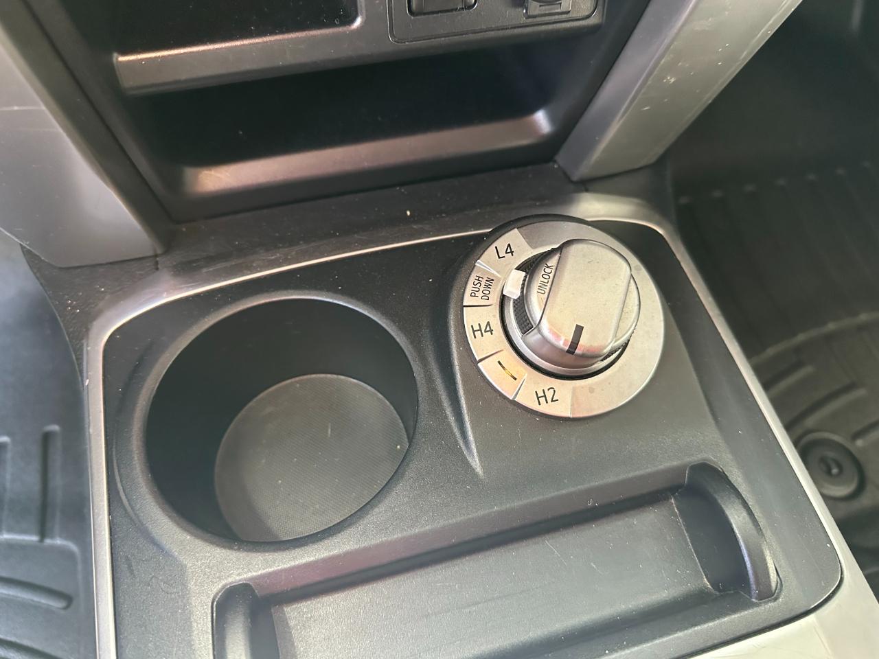 Toyota 4Runner SR5 4WD (Natl) 2019