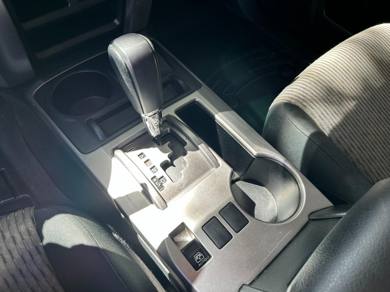 Toyota 4Runner SR5 4WD (Natl) 2019