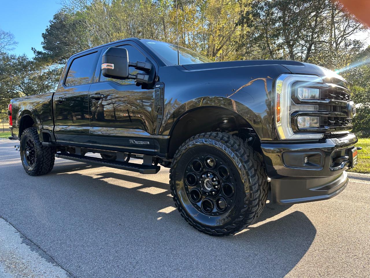 Ford Super Duty F-250 SRW XLT 4WD Crew Cab 6.75' Box 2024