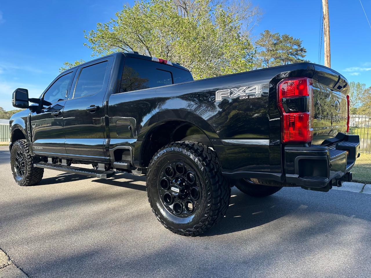 Ford Super Duty F-250 SRW XLT 4WD Crew Cab 6.75' Box 2024