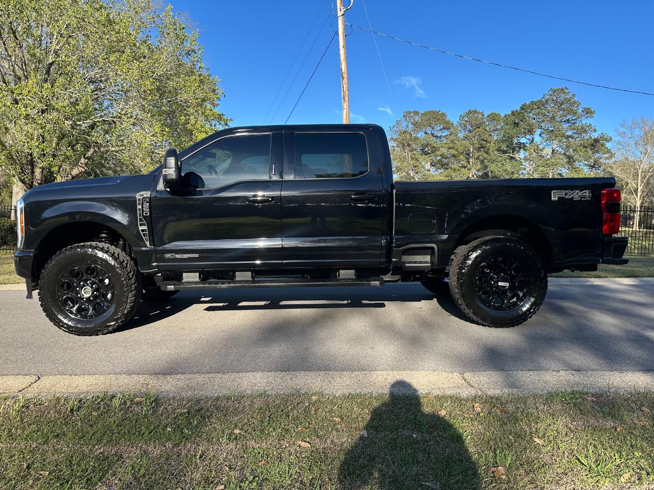 Ford Super Duty F-250 SRW XLT 4WD Crew Cab 6.75' Box 2024