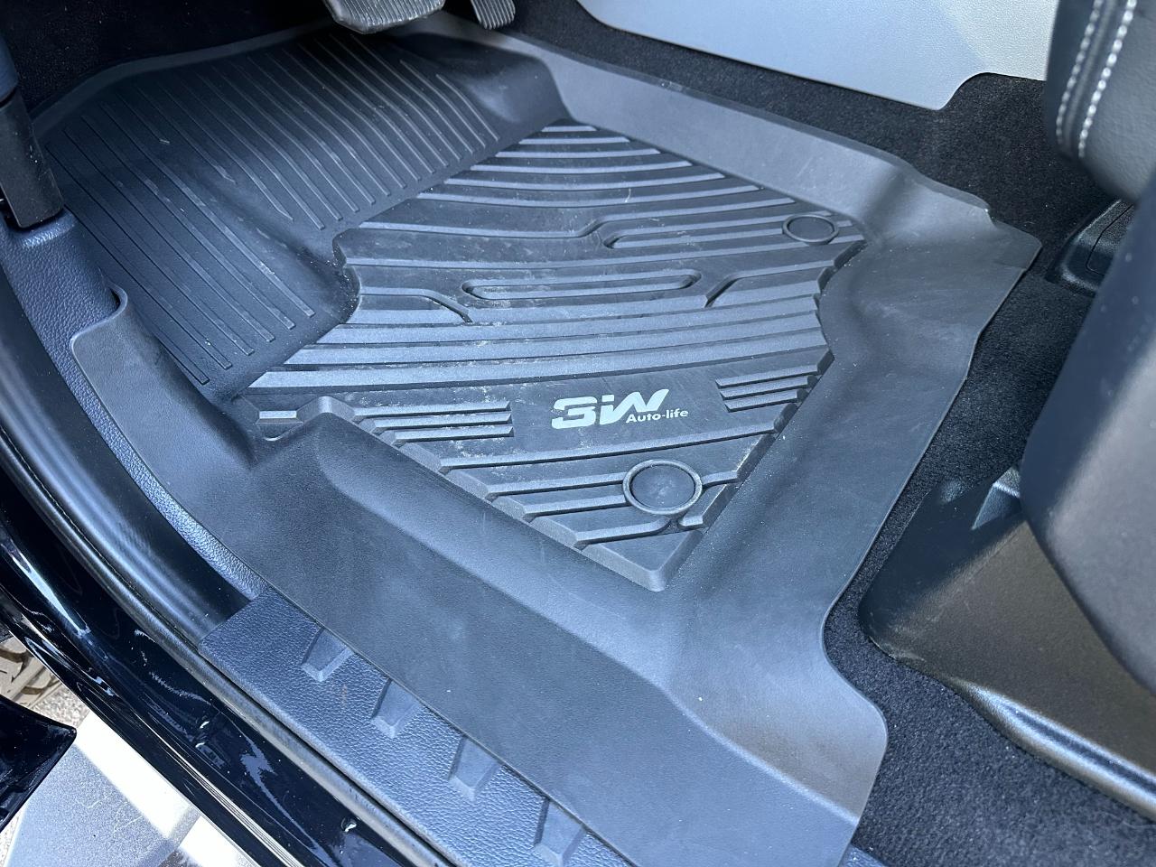 Ford Super Duty F-250 SRW XLT 4WD Crew Cab 6.75' Box 2024