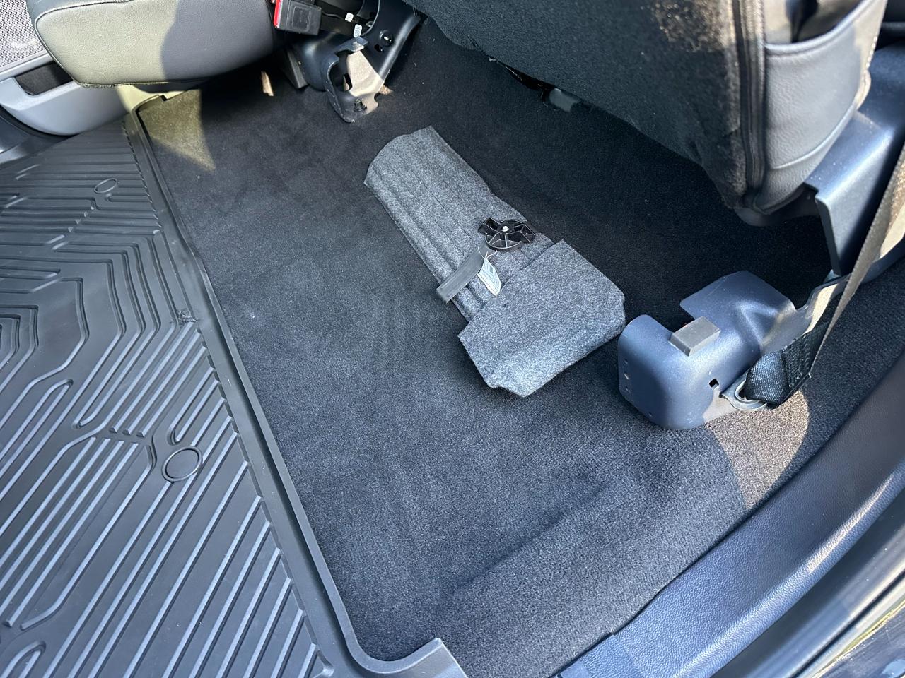 Ford Super Duty F-250 SRW XLT 4WD Crew Cab 6.75' Box 2024