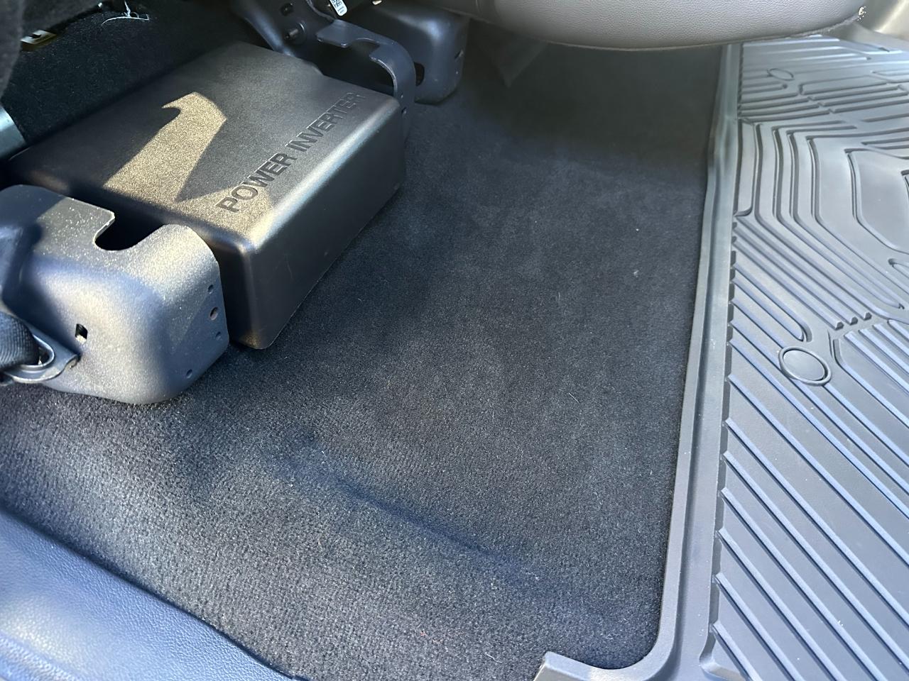 Ford Super Duty F-250 SRW XLT 4WD Crew Cab 6.75' Box 2024