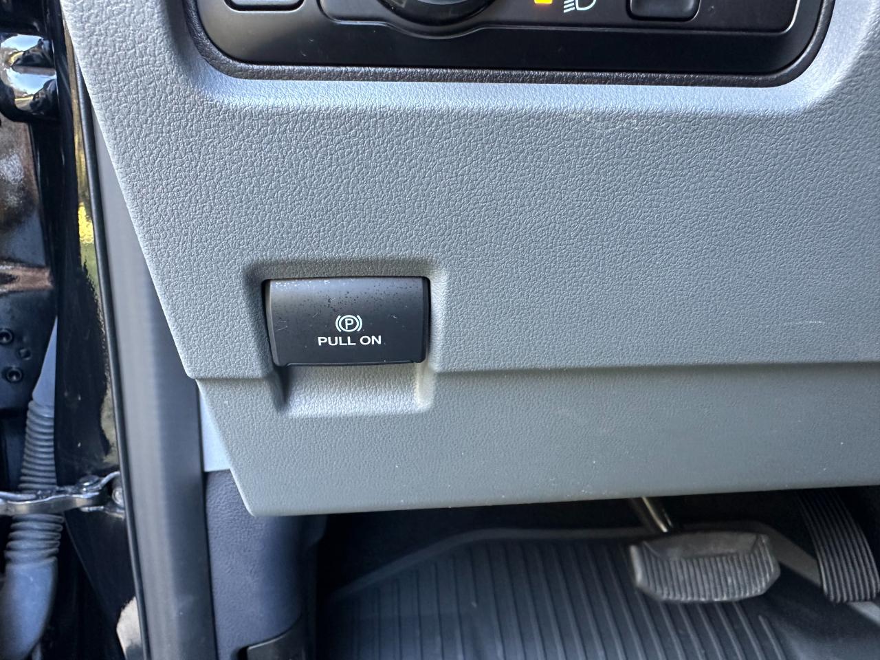 Ford Super Duty F-250 SRW XLT 4WD Crew Cab 6.75' Box 2024