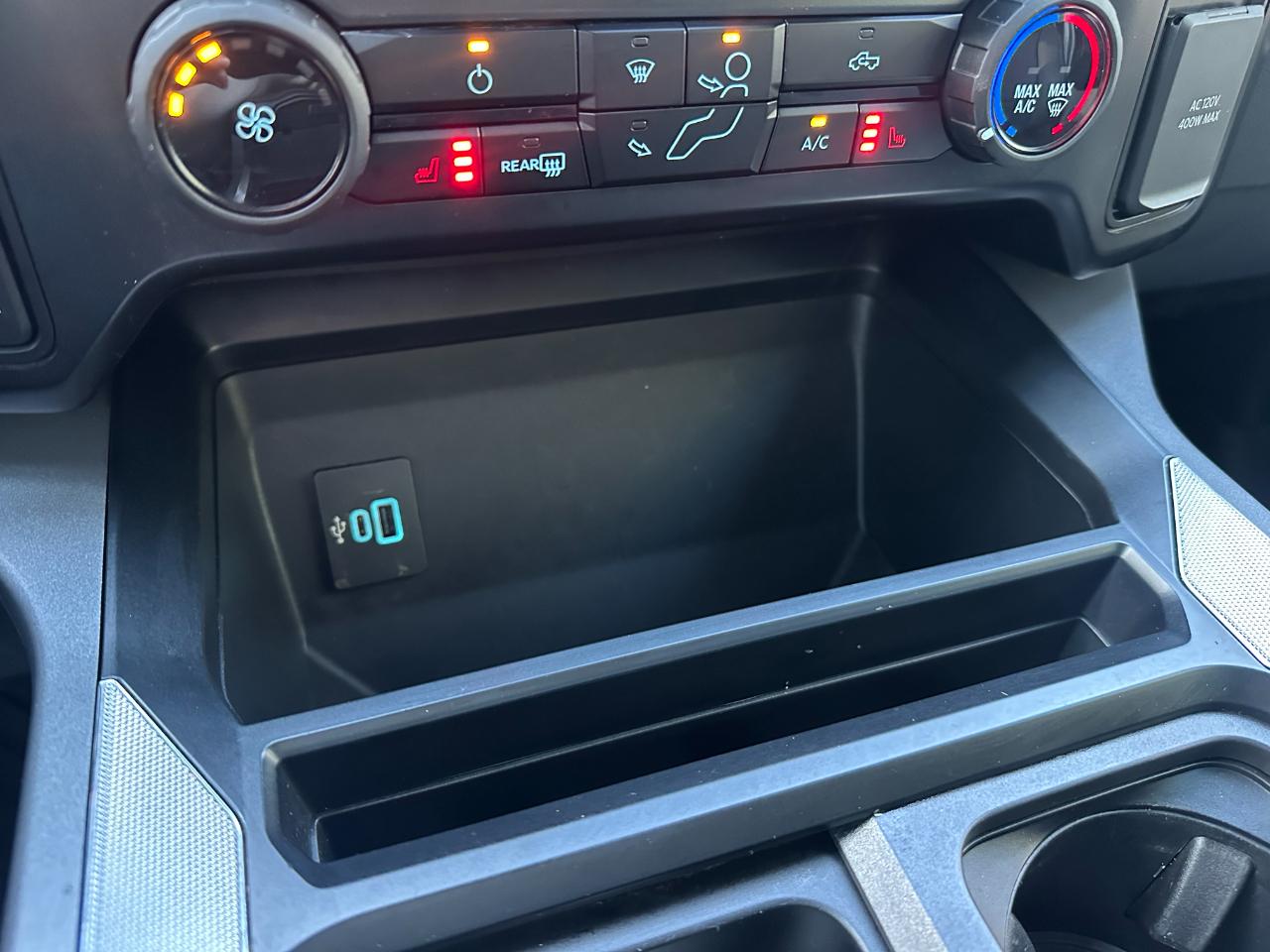 Ford Super Duty F-250 SRW XLT 4WD Crew Cab 6.75' Box 2024