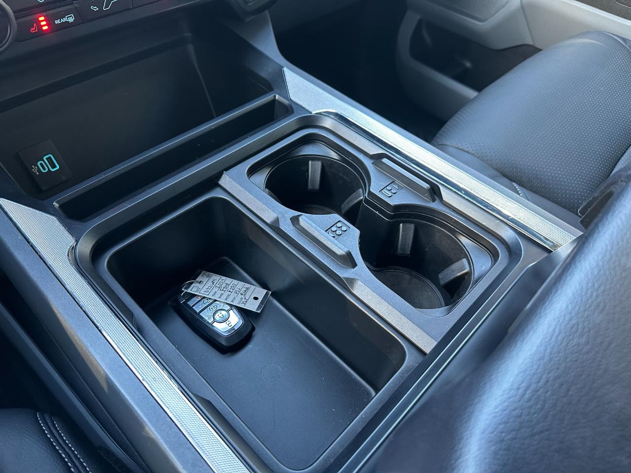 Ford Super Duty F-250 SRW XLT 4WD Crew Cab 6.75' Box 2024