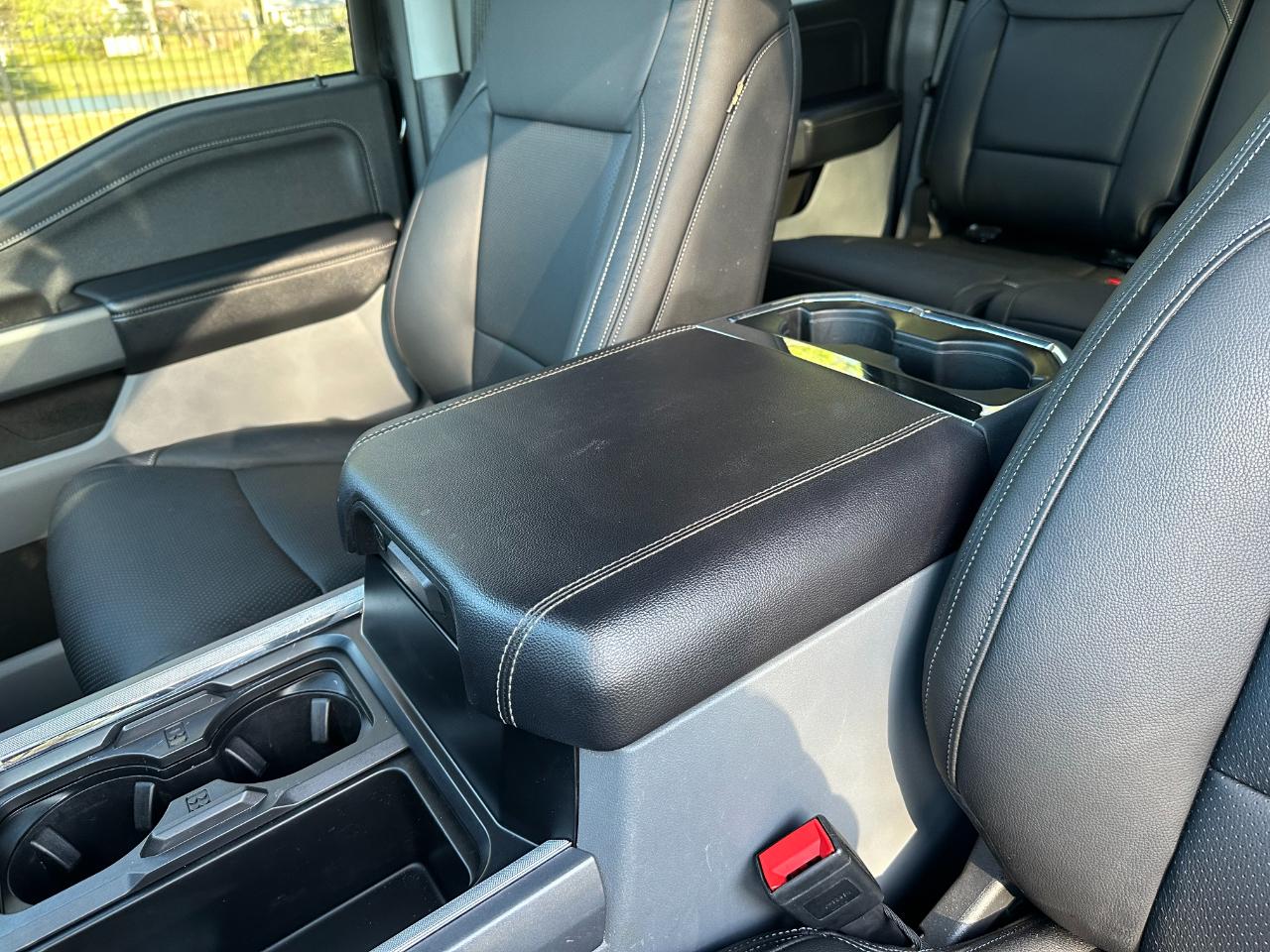 Ford Super Duty F-250 SRW XLT 4WD Crew Cab 6.75' Box 2024