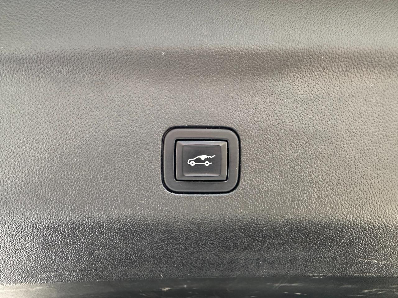 Chevrolet Tahoe 4WD 4dr Z71 2021