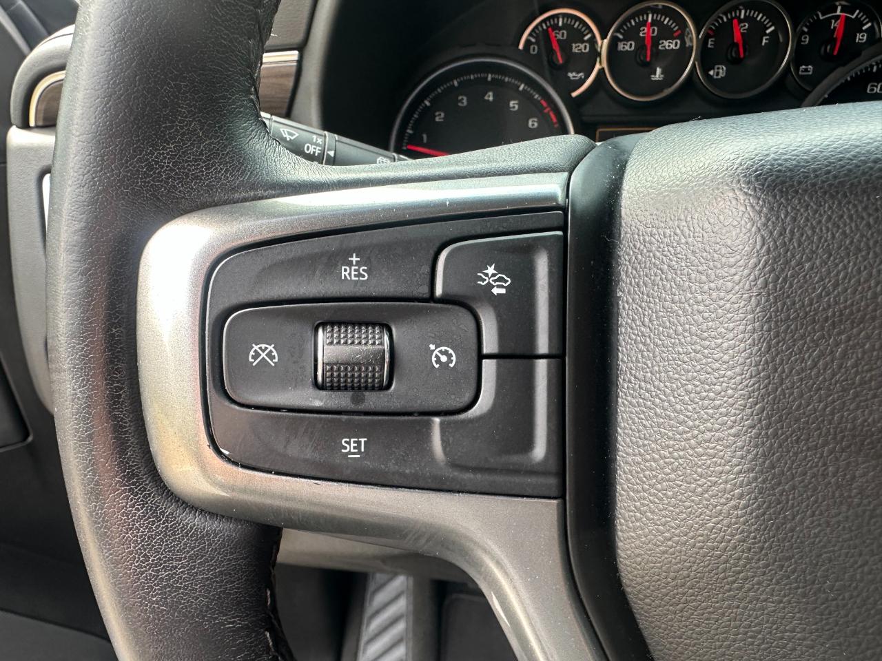 Chevrolet Tahoe 4WD 4dr Z71 2021