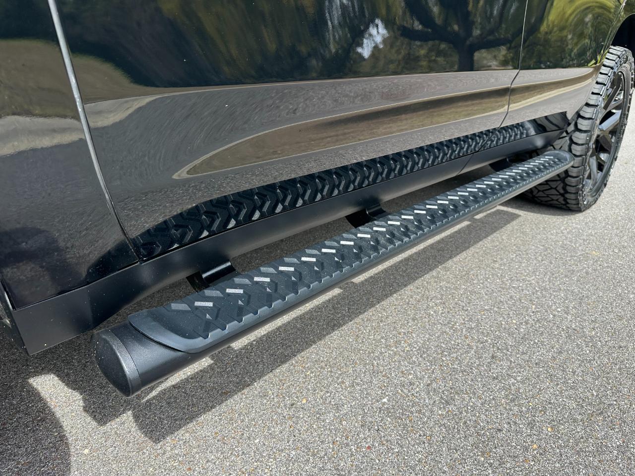 Chevrolet Tahoe 4WD 4dr Z71 2021