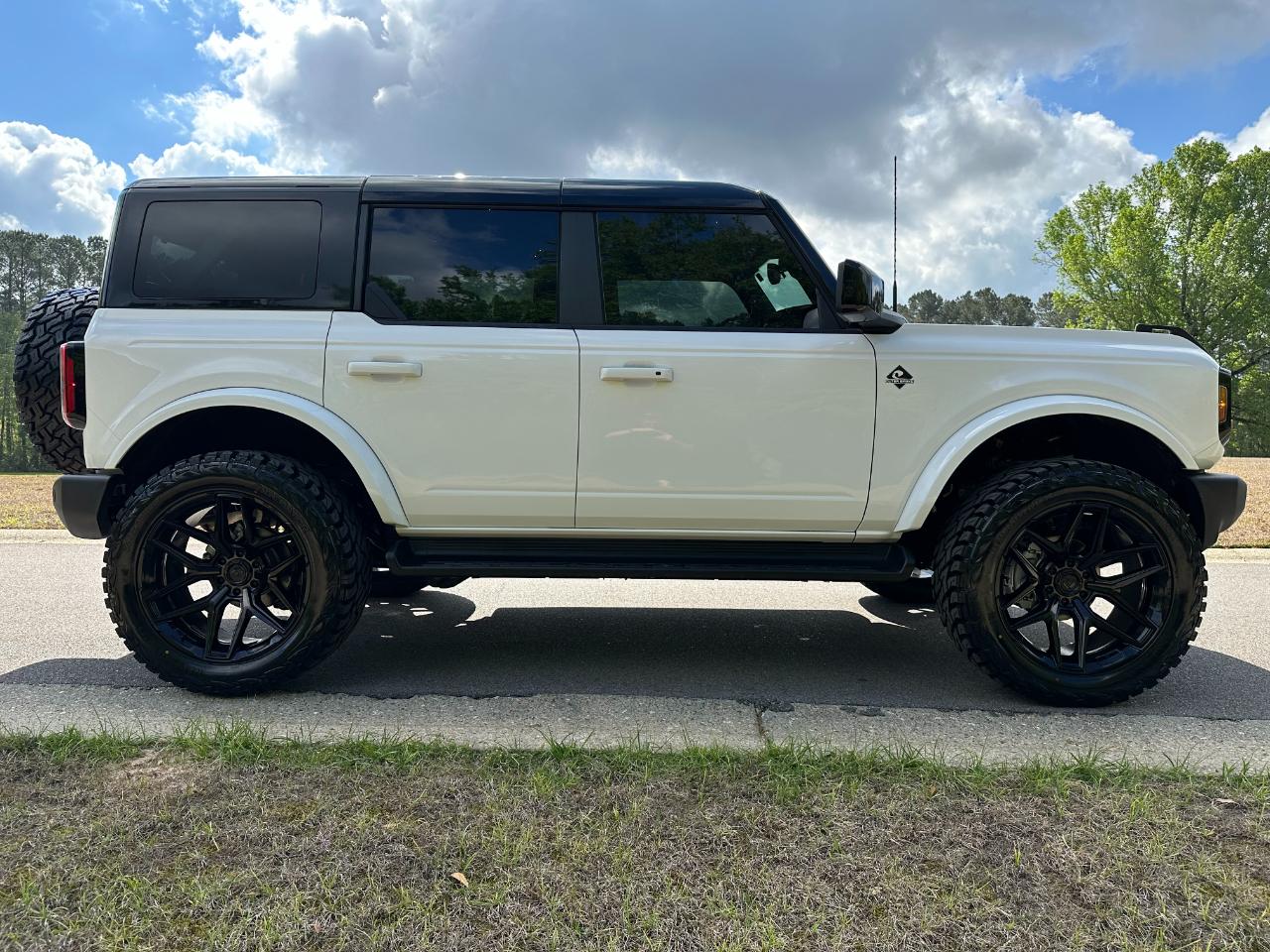 Ford Bronco Outer Banks 4 Door 4x4 2025