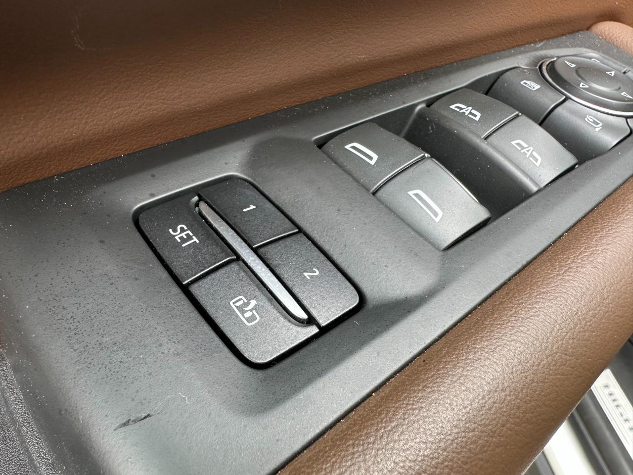 Chevrolet Suburban 2WD 4dr High Country 2021