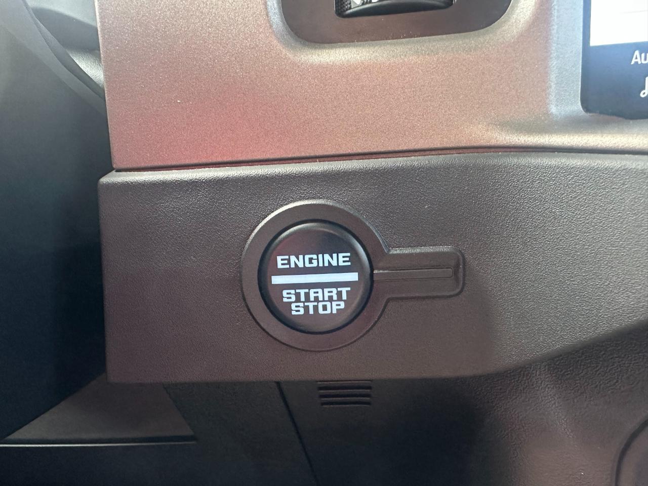 Ford Bronco Outer Banks 4 Door 4x4 2025