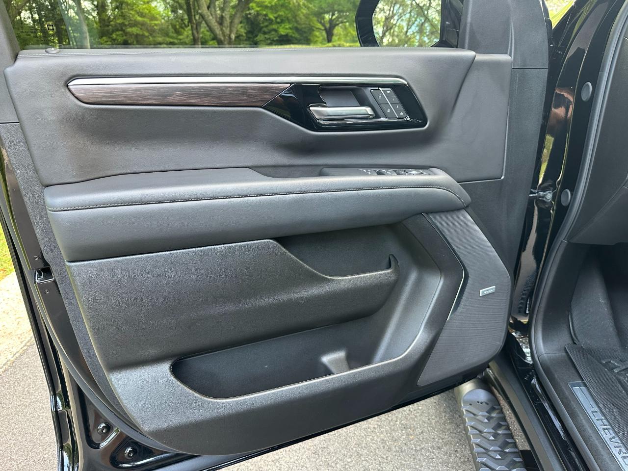 Chevrolet Tahoe 4WD 4dr Z71 2025