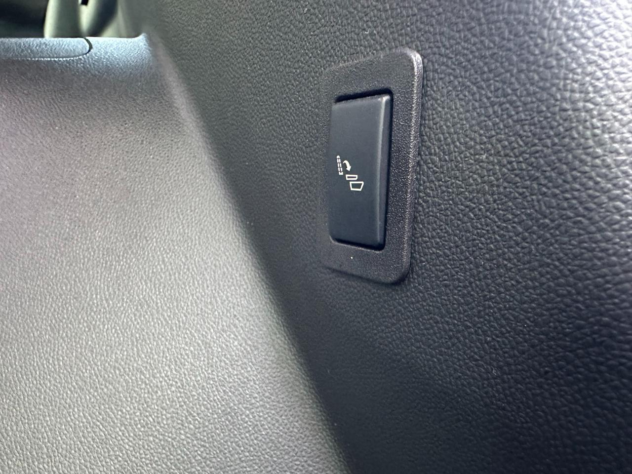 Chevrolet Tahoe 4WD 4dr Z71 2025