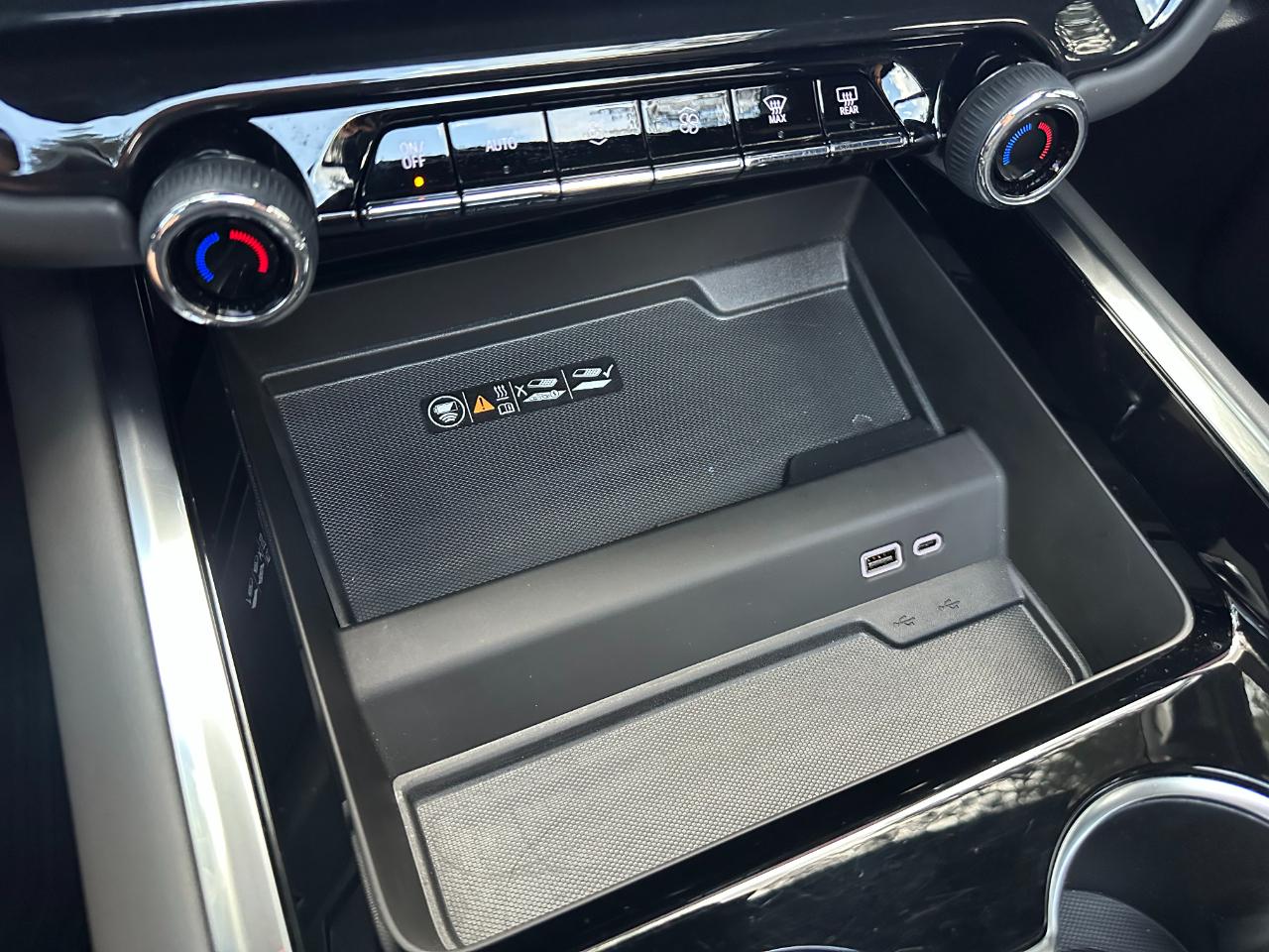 Chevrolet Tahoe 4WD 4dr Z71 2025