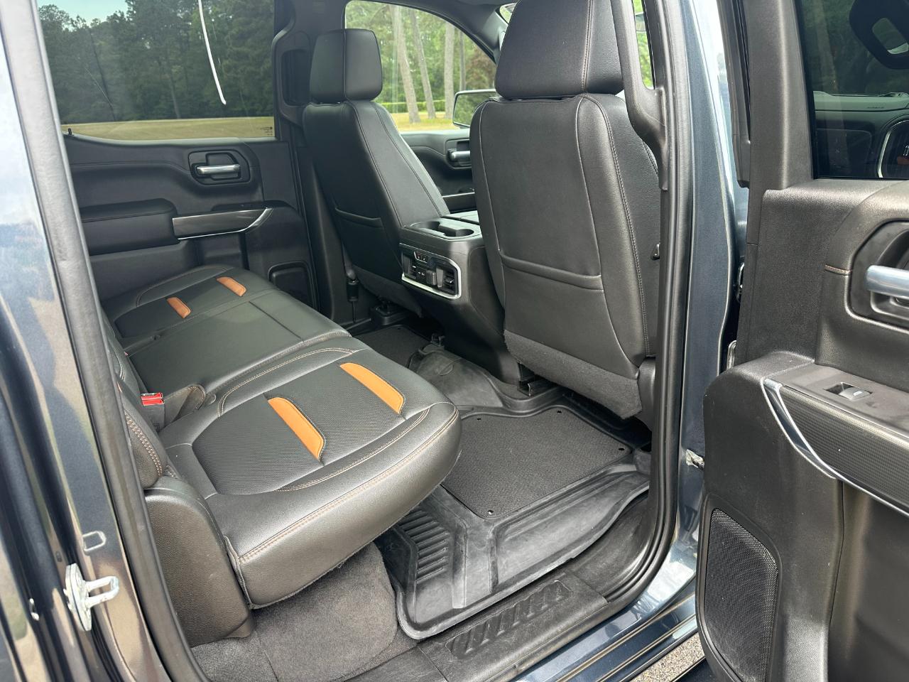 GMC Sierra 1500 4WD Crew Cab 147" AT4 2021