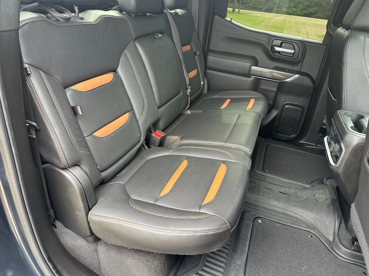 GMC Sierra 1500 4WD Crew Cab 147" AT4 2021