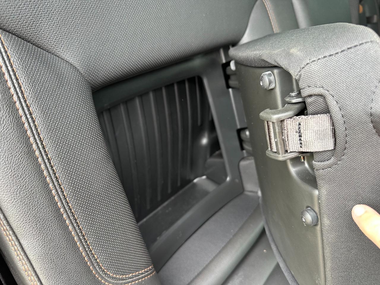 GMC Sierra 1500 4WD Crew Cab 147" AT4 2021