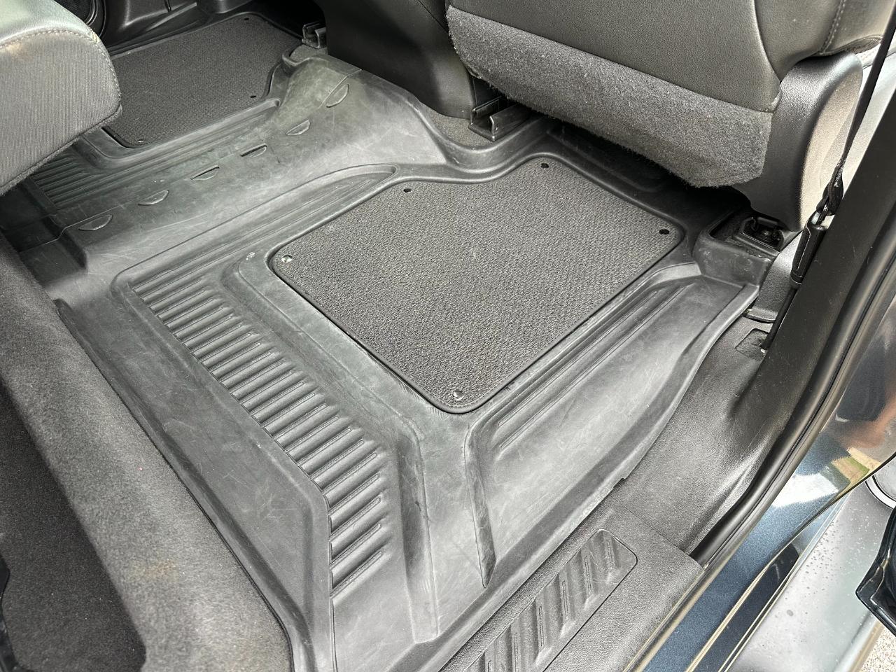 GMC Sierra 1500 4WD Crew Cab 147" AT4 2021