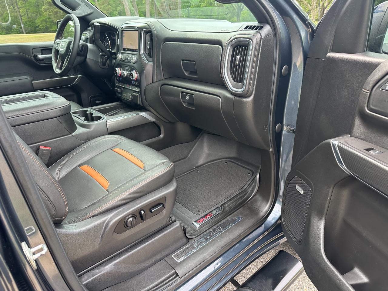 GMC Sierra 1500 4WD Crew Cab 147" AT4 2021