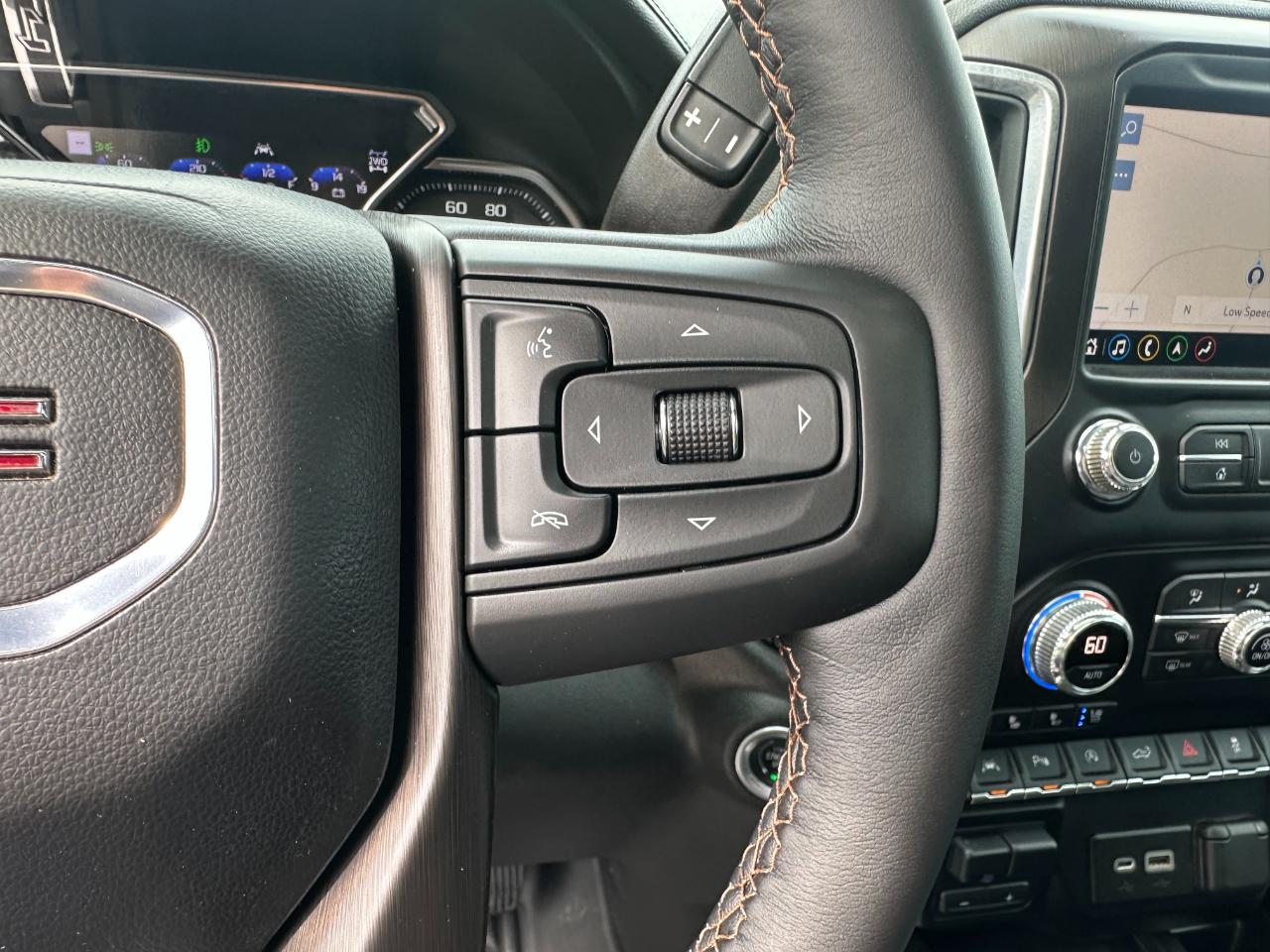 GMC Sierra 1500 4WD Crew Cab 147" AT4 2021