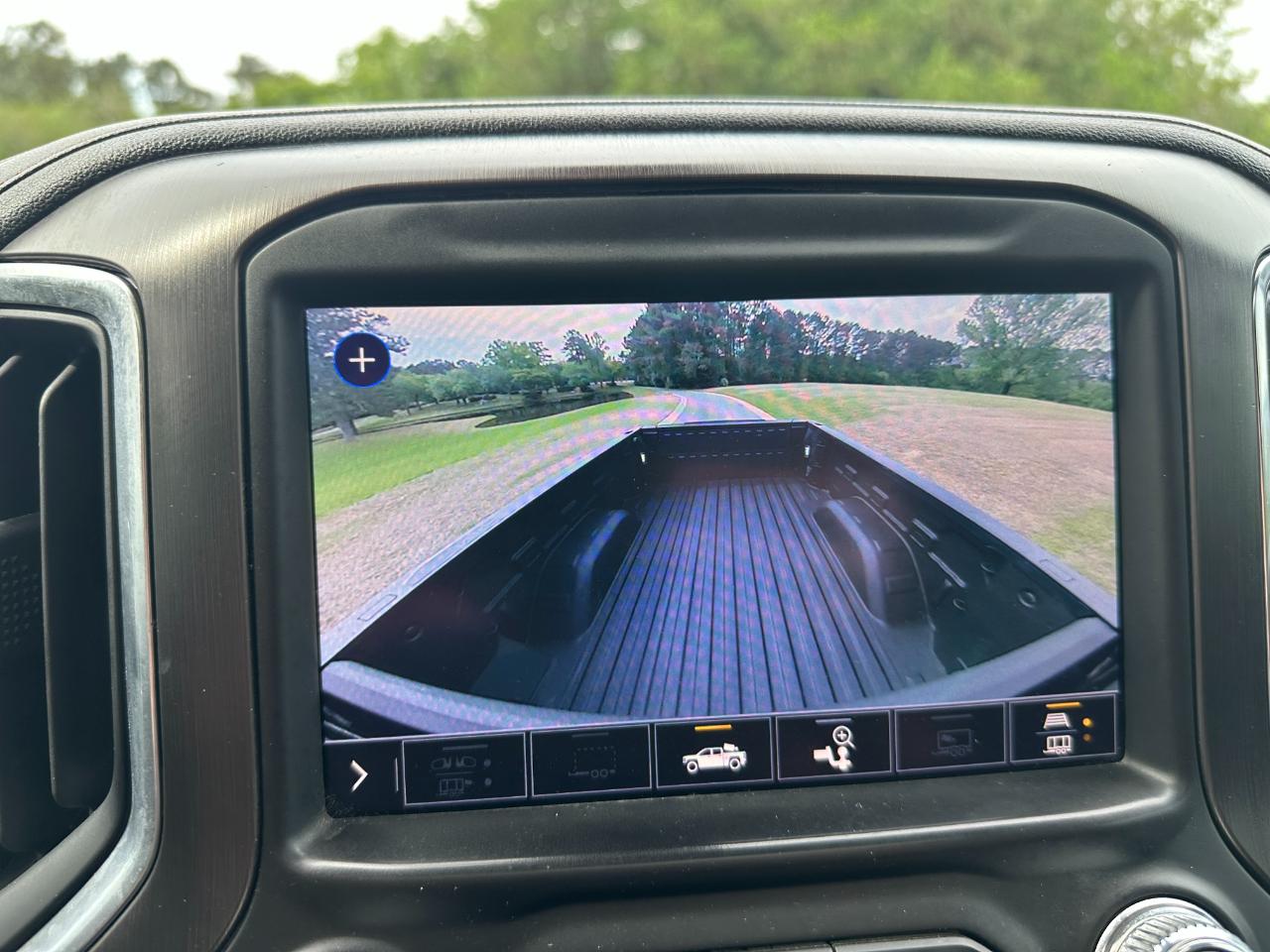 GMC Sierra 1500 4WD Crew Cab 147" AT4 2021