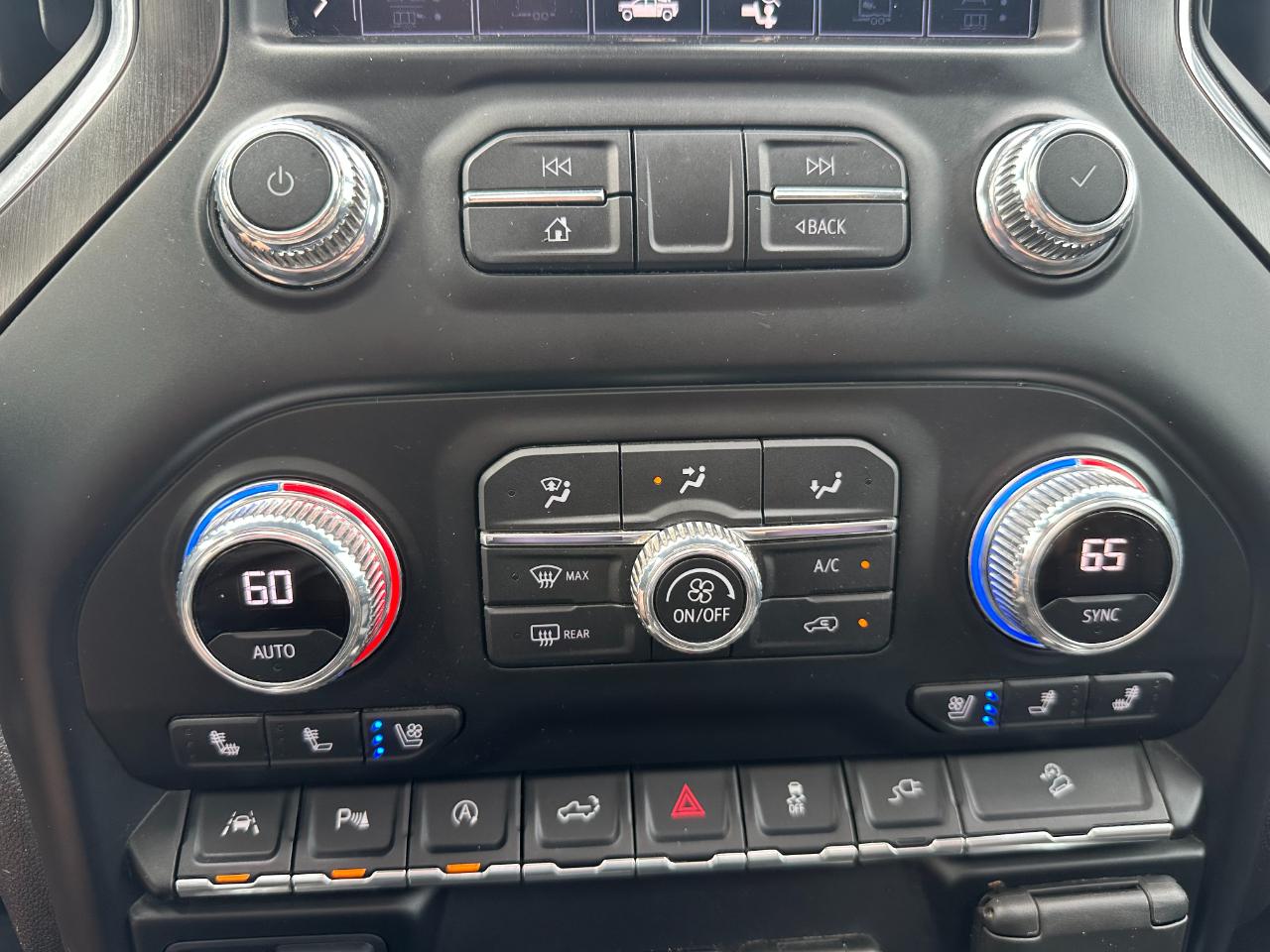 GMC Sierra 1500 4WD Crew Cab 147" AT4 2021