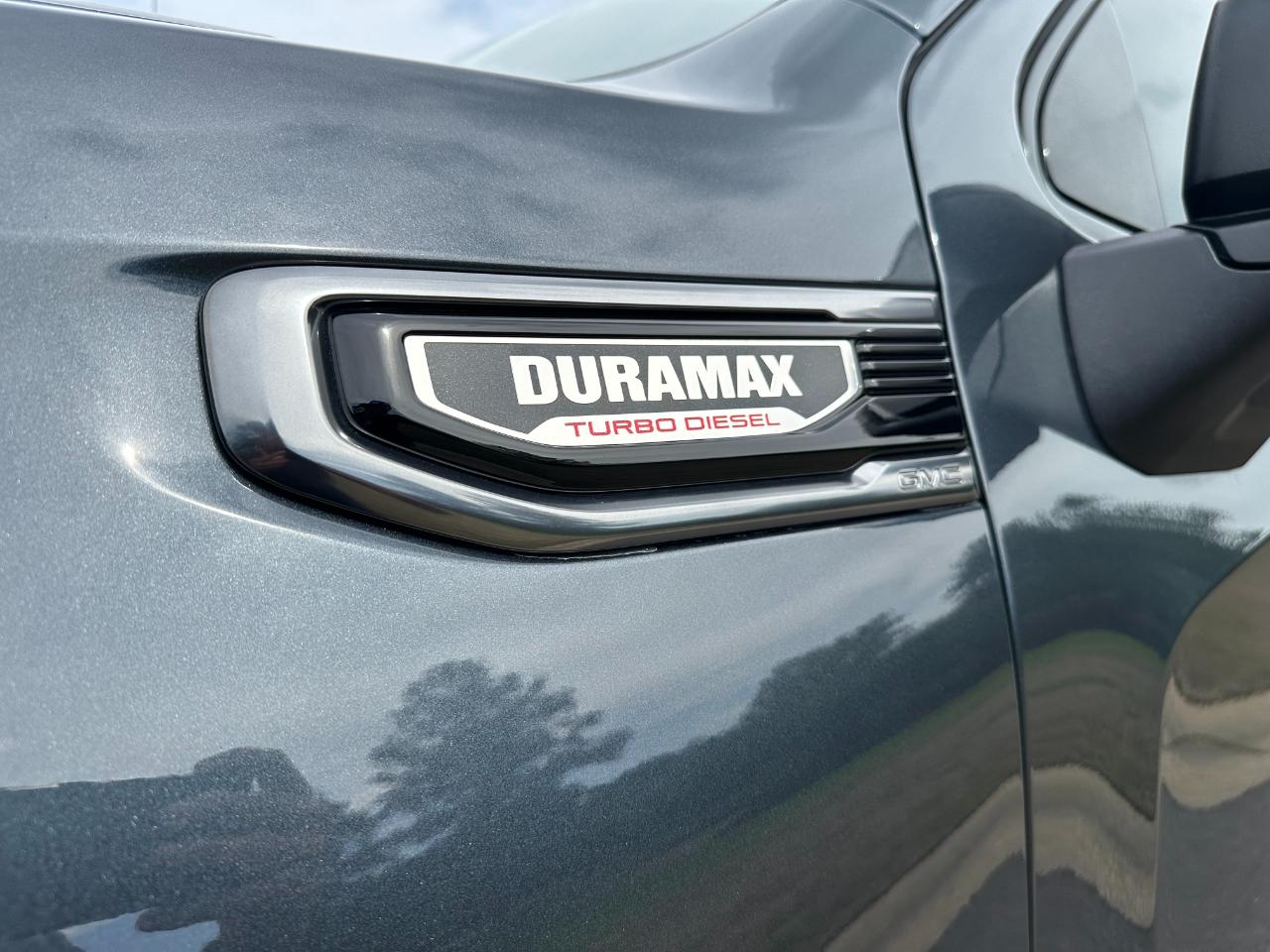 GMC Sierra 1500 4WD Crew Cab 147" AT4 2021