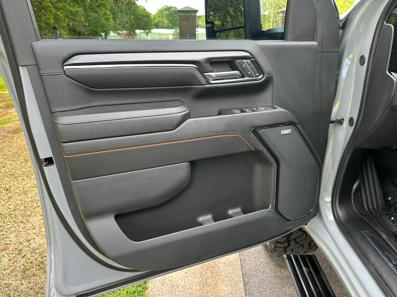 GMC Sierra 2500HD 4WD Crew Cab 159" AT4 2024