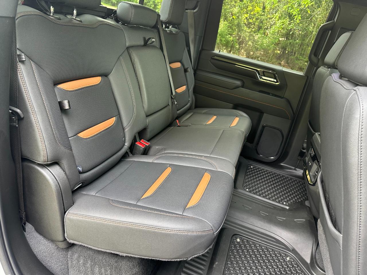 GMC Sierra 2500HD 4WD Crew Cab 159" AT4 2024