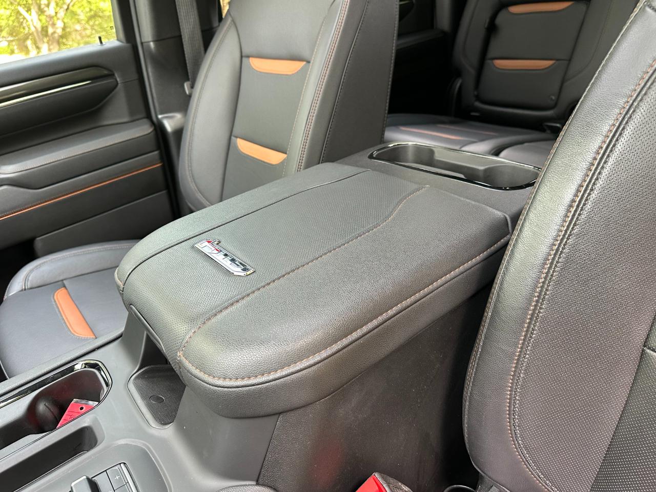 GMC Sierra 2500HD 4WD Crew Cab 159" AT4 2024