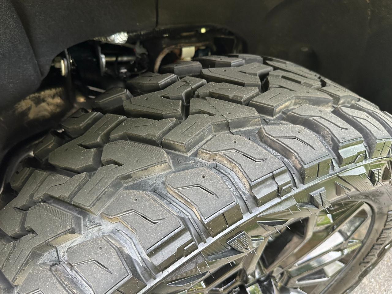 GMC Sierra 2500HD 4WD Crew Cab 159" AT4 2024