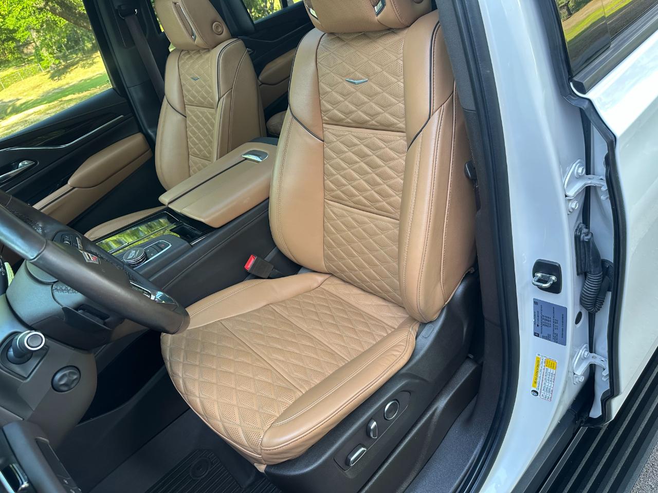 Cadillac Escalade ESV 2WD 4dr Sport 2021