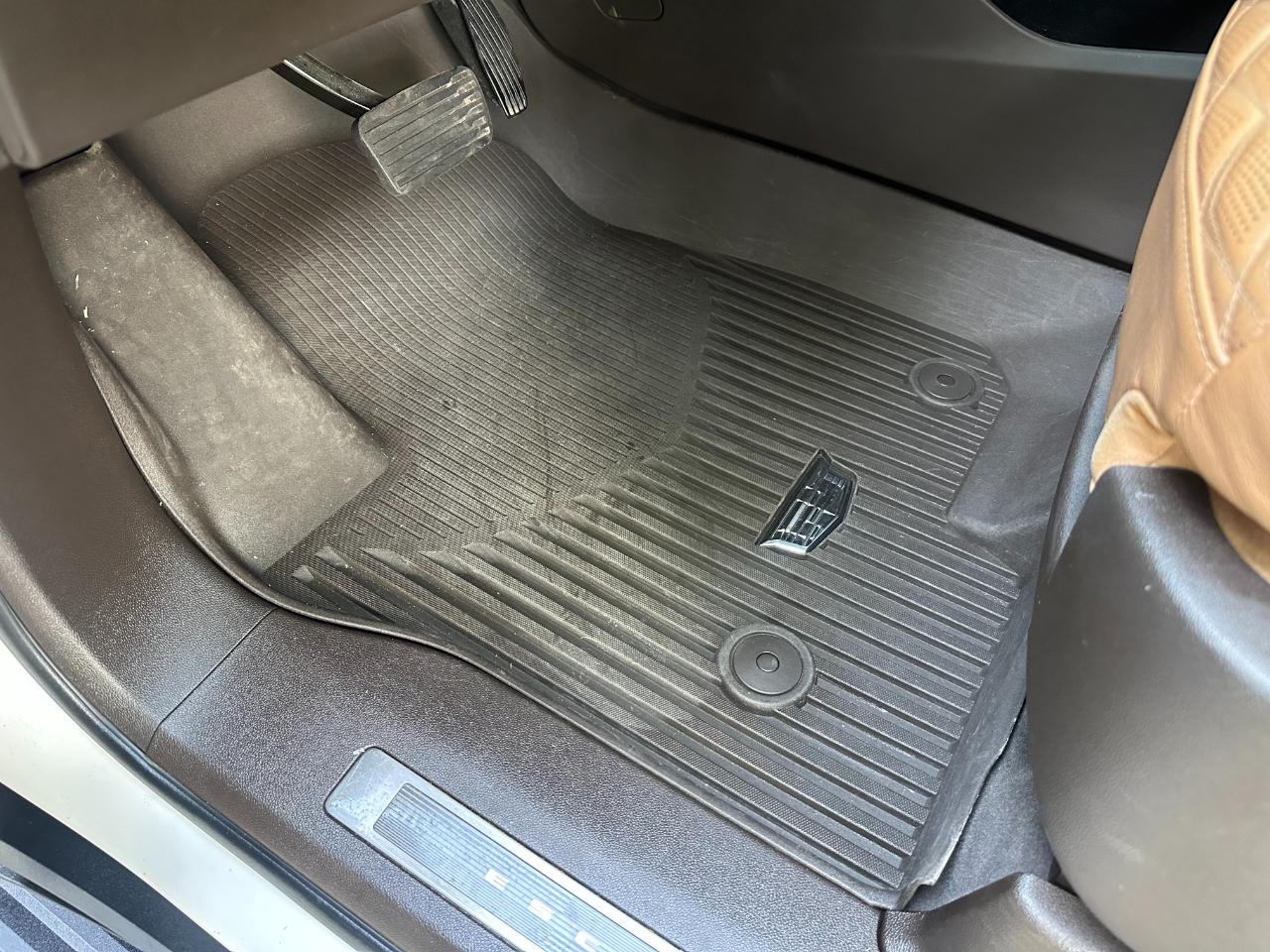 Cadillac Escalade ESV 2WD 4dr Sport 2021