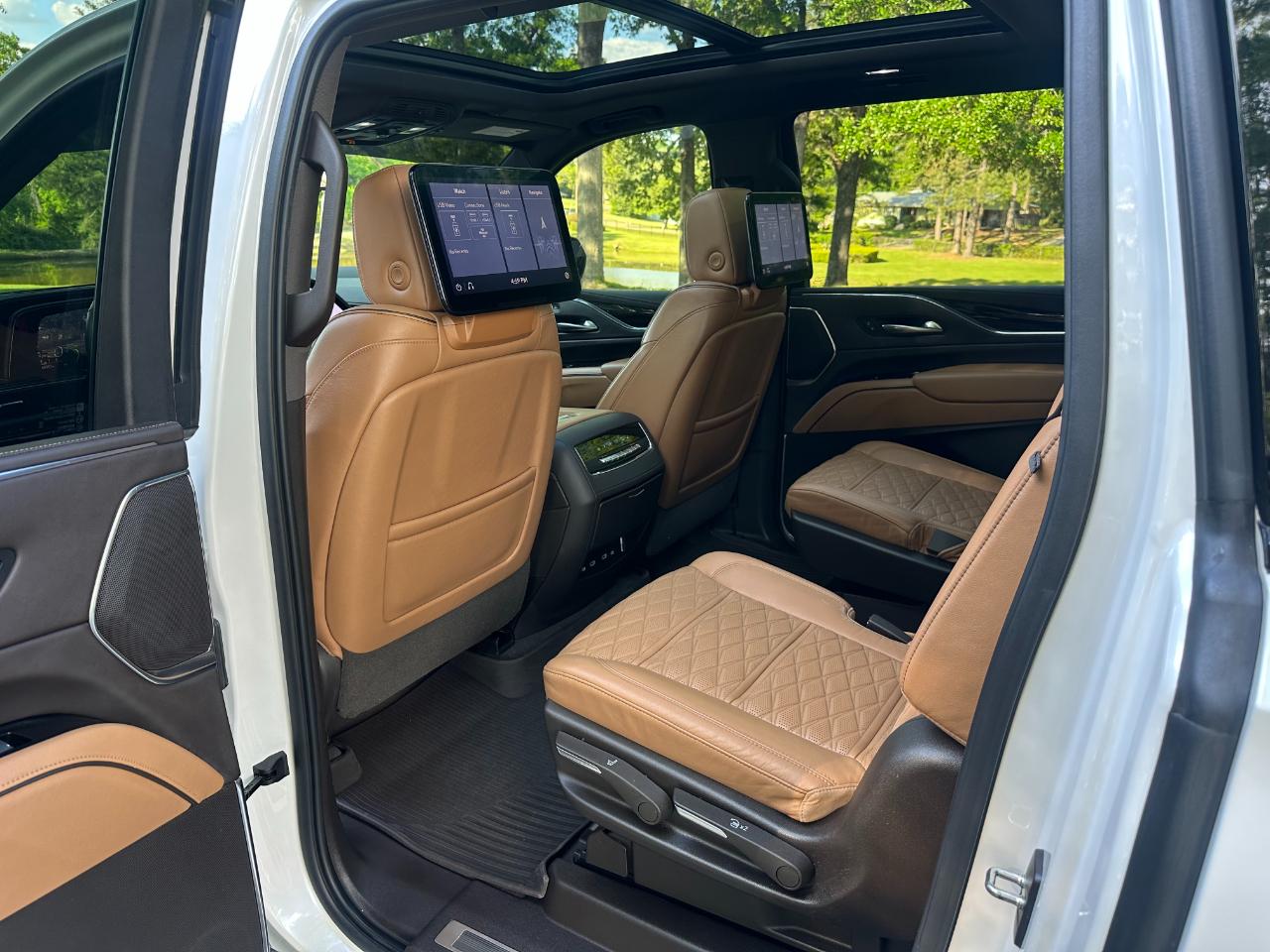 Cadillac Escalade ESV 2WD 4dr Sport 2021