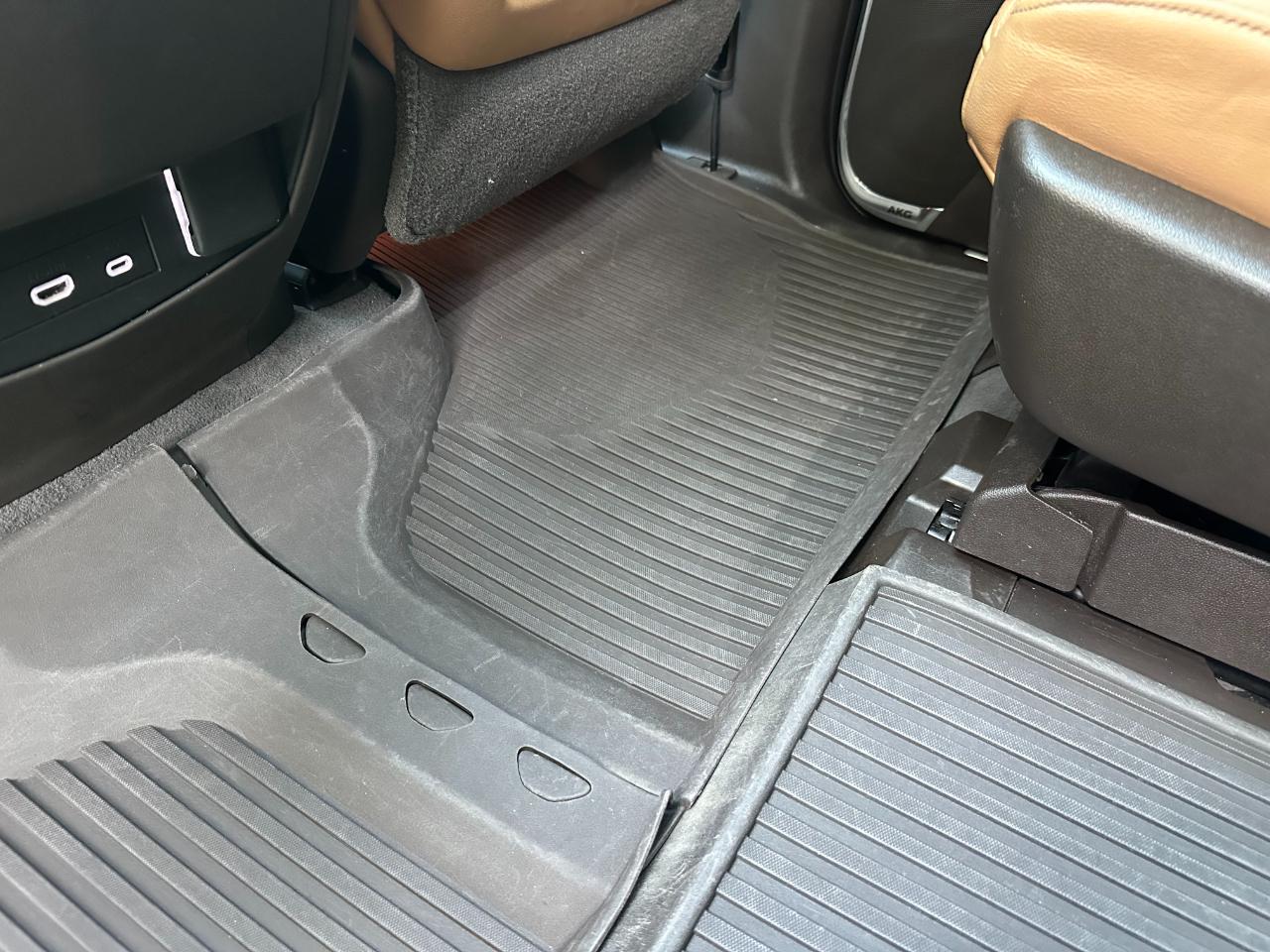 Cadillac Escalade ESV 2WD 4dr Sport 2021